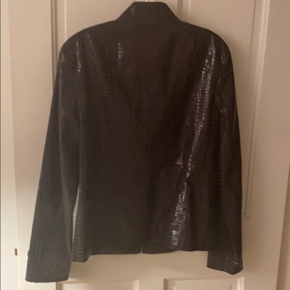 Peck & Peck Faux Leather animal print jacket. - Picture 2 of 5
